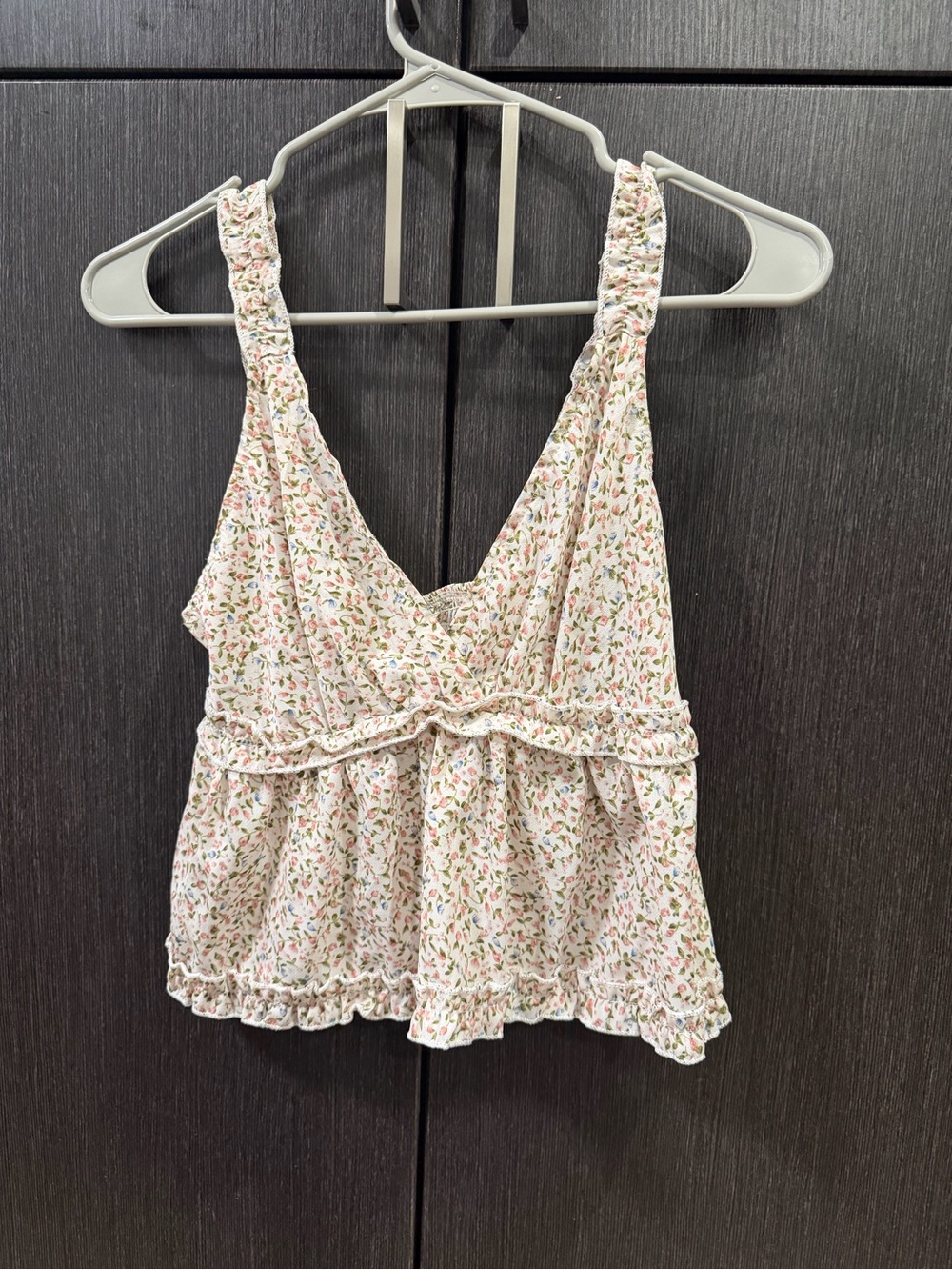 Floral Ruffle V-Neck Crop Top - Picture 1 of 2